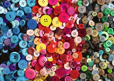 Ravensburger Challenge Buttons - obrázek puzzlí