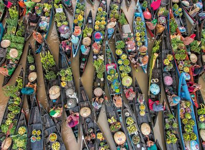 Ravensburger Floating Market, Indonesia - puzzle image