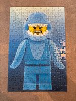 Chronicle Books Lego mystery minifigure shark - obrázek puzzlí