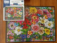 Crown Tiffany Flowers - puzzle image
