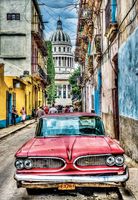Educa Vintage Car in Old Havana - puzzle image