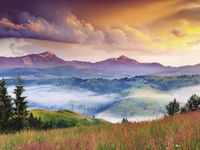Hinkler Mindfulness: Carpathian Mountains, Europe - puzzle image