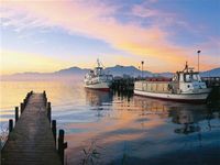 Ravensburger Lake in Bavaria, Germany - obrázek puzzlí