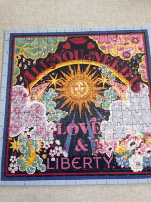 Galison Liberty - all you need is Love and Liberty - obrázek puzzlí