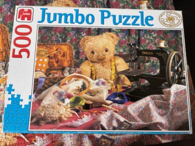 Jumbo Seamstress Teddy - obrázek puzzlí