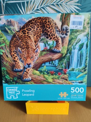 Corner Piece Prowling Leopard - obrázek puzzlí