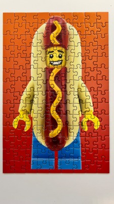 Lego Mystery Minifigure red edition - imagen del puzzle