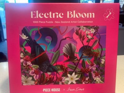 Piece House Electric Bloom - obrázek puzzlí