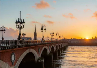 Ravensburger Pont de Pierre Bordeaux, France - obrázek puzzlí