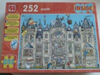 Jumbo Inside out: Museum Capers - puzzle image