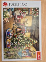 Trefl Santa u stromečku - パズル画像